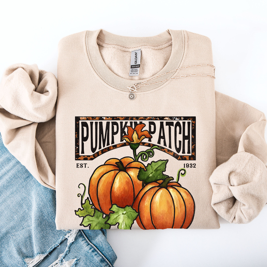 Pumpkin Patch Autumn Sunflowers Floral Motif Vintage Halloween Themed Cozy Seasonal Sweatshirt