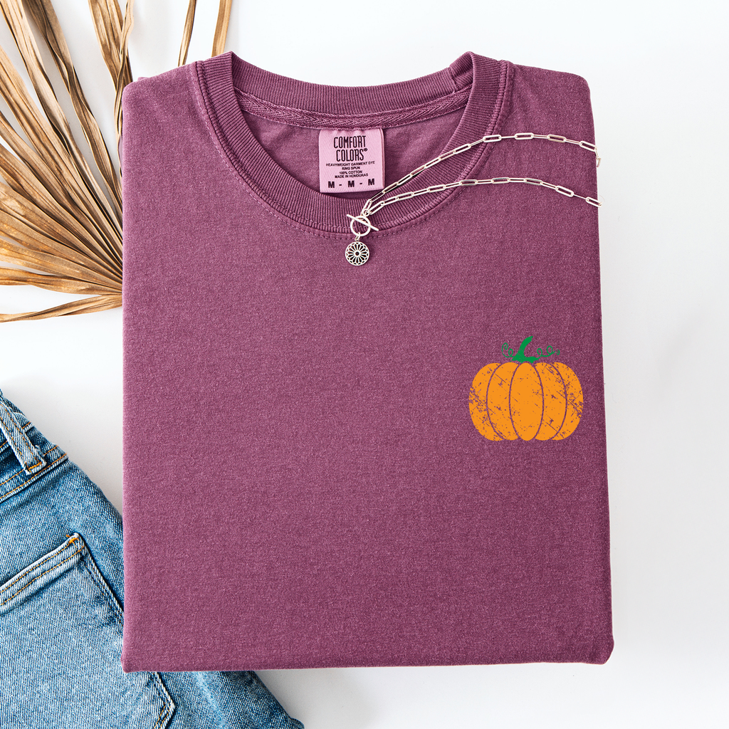 Mama Pumpkin Pattern Watercolor Leopard Pumpkins With Hand-Painted Bouquet Comfort Colors Tee