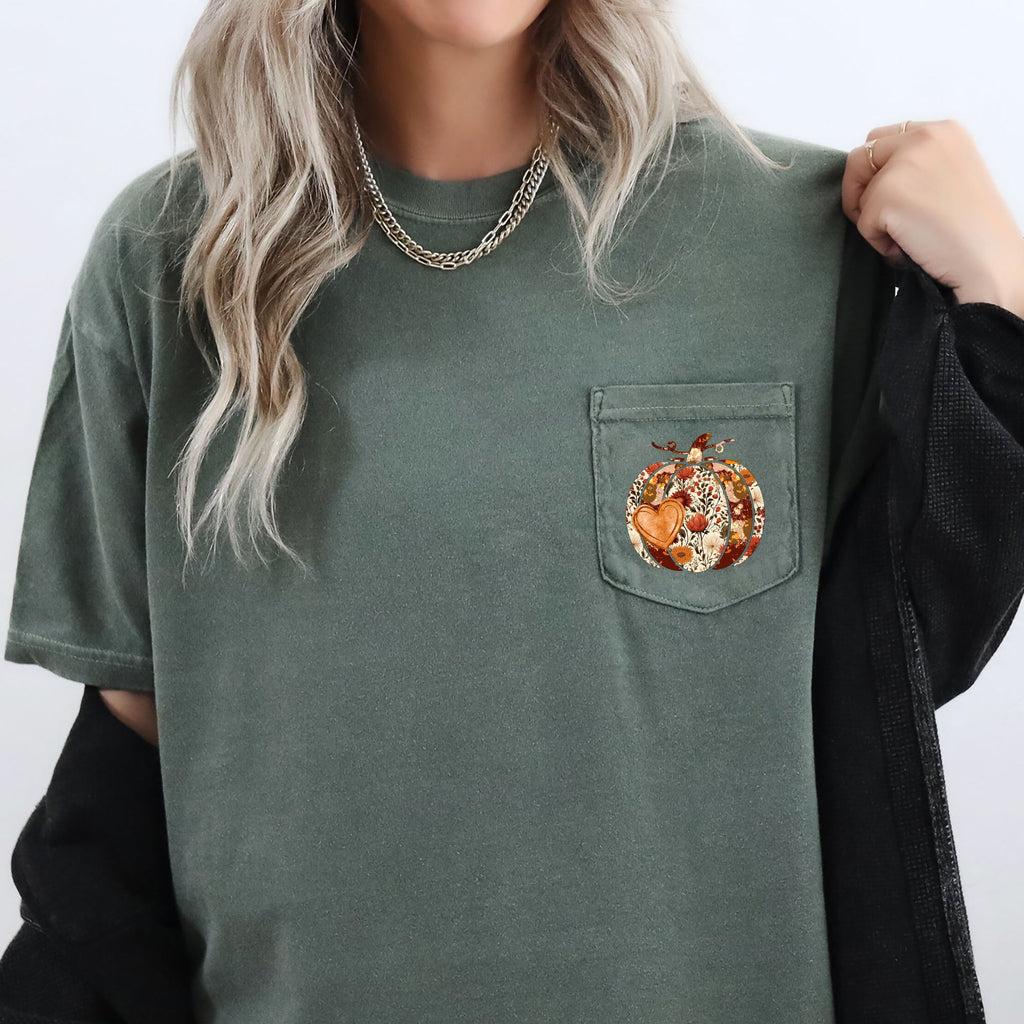 Pumpkin Heart Thanksgiving Flowers Pocket Graphic Autumn Celebration Comfort Colors Tee