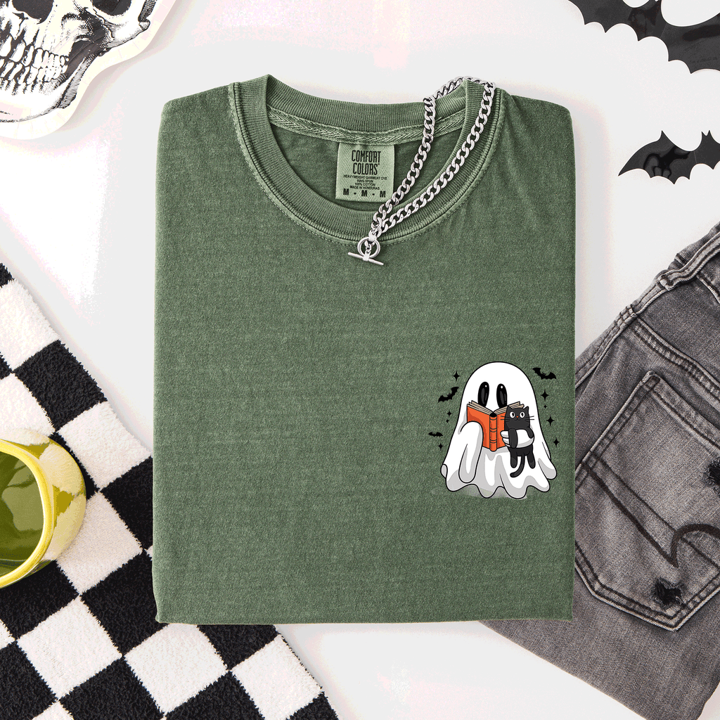 Reading Ghost Cat Funny Halloween Book Library Pocket Edition Comfort Colors Tee