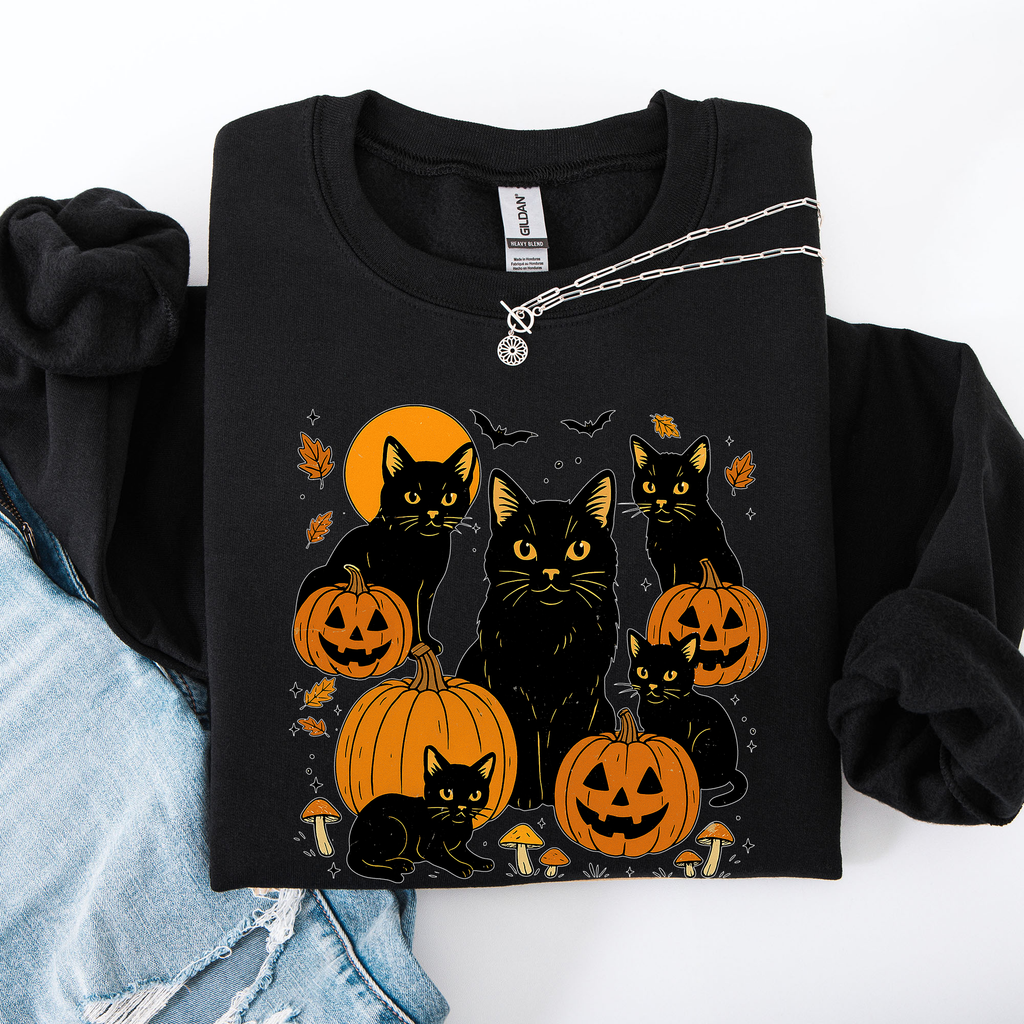 Retro Black Cats, Pumpkins, Halloween, Spooky Vintage Autumn Nightfall Celebration Edition Sweatshirt