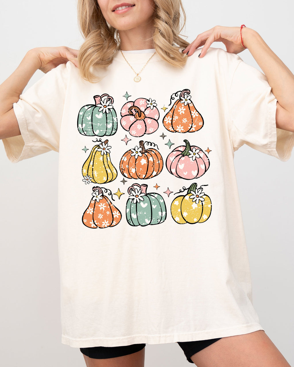 Retro Colorful Floral Pumpkins Halloween Jack-O-Lantern Fall Autumn Comfort Colors Tee