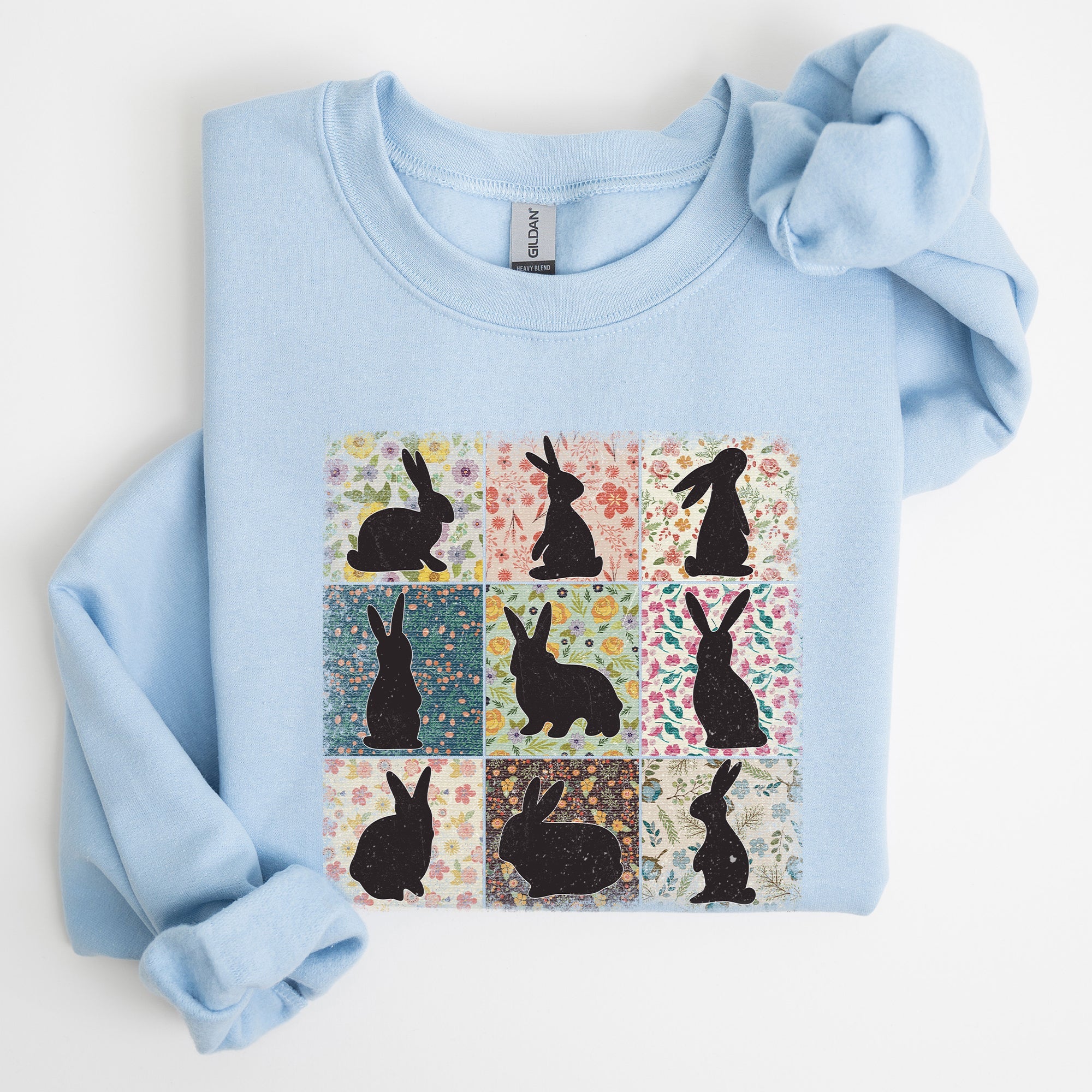 Retro Floral Print Featuring Easter Bunnies And Patchwork Quilt Patterns Sweatshirt