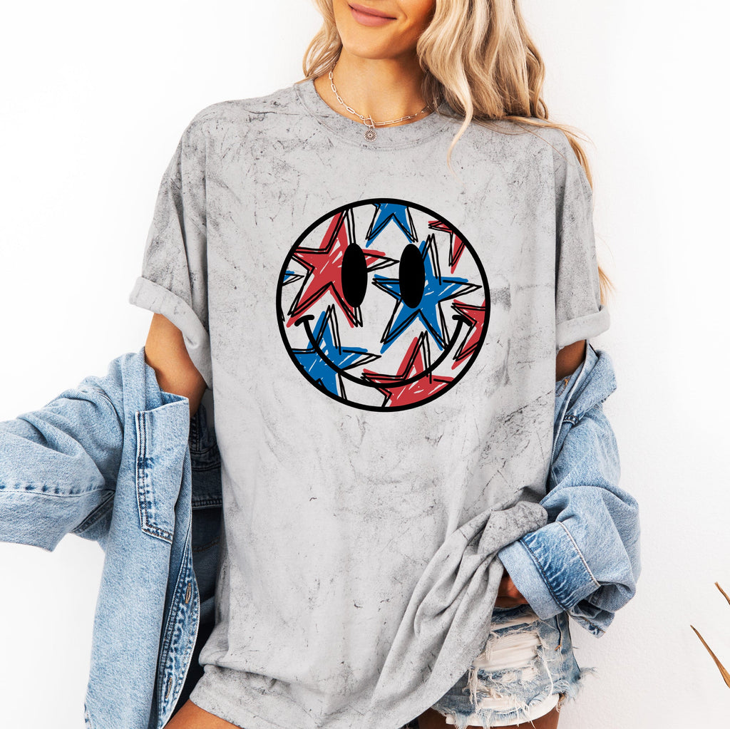 Retro Smiley Patriotic USA America 4th Of July Color Blast Flag Graphic Edition Comfort Colors Tee