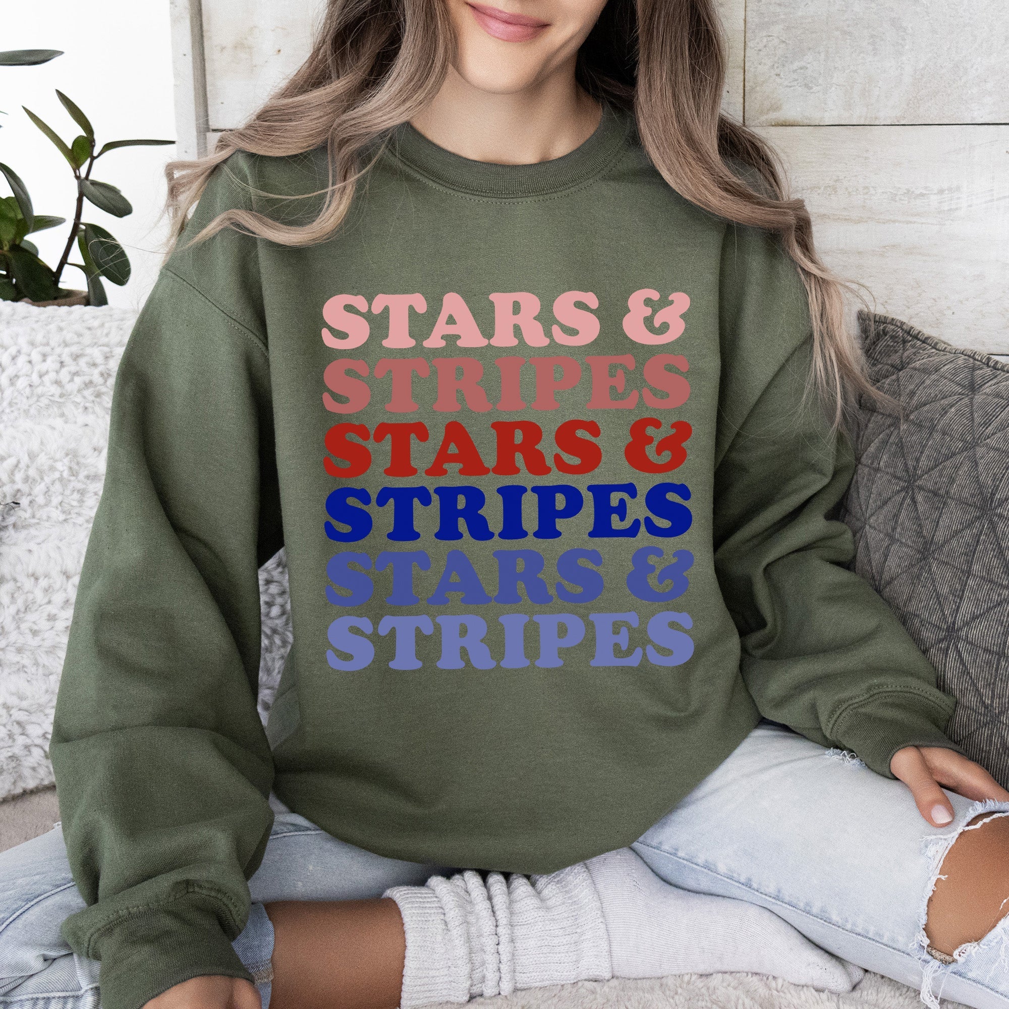 Retro Stars And Stripes Patriotic Fourth Of July Celebration Iconic American Flag Art Across Nation Sweatshirt