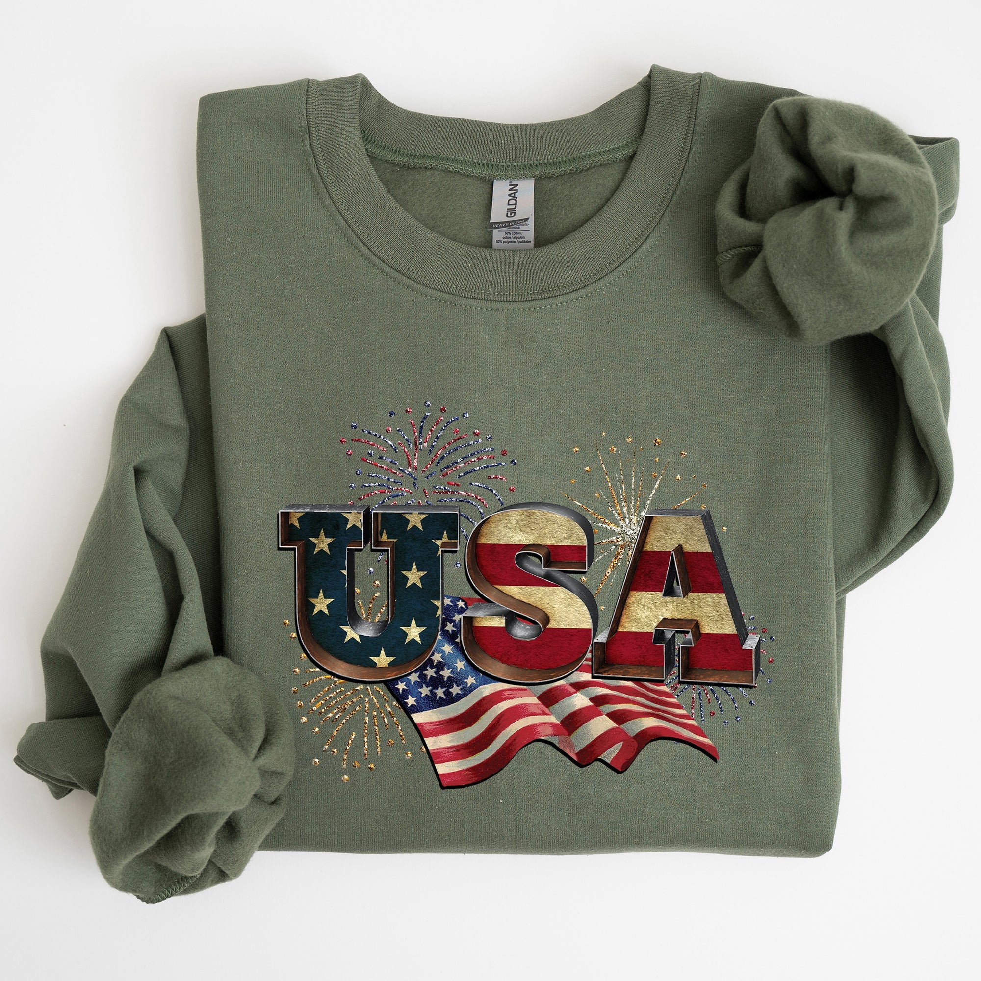 Retro USA Patriotic Fourth Of July Americana Pride Vintage Flag Emblem Distressed Graphic Sweatshirt