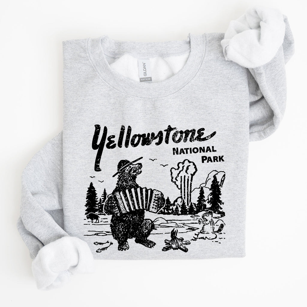 Retro Yellowstone National Park Bear Chipmunk Nature Landscape Illustration Sweatshirt