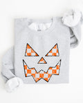 Spooky Jack-O-Lantern Retro Halloween Pumpkin Checkered Graphic Cozy Seasonal Sweatshirt