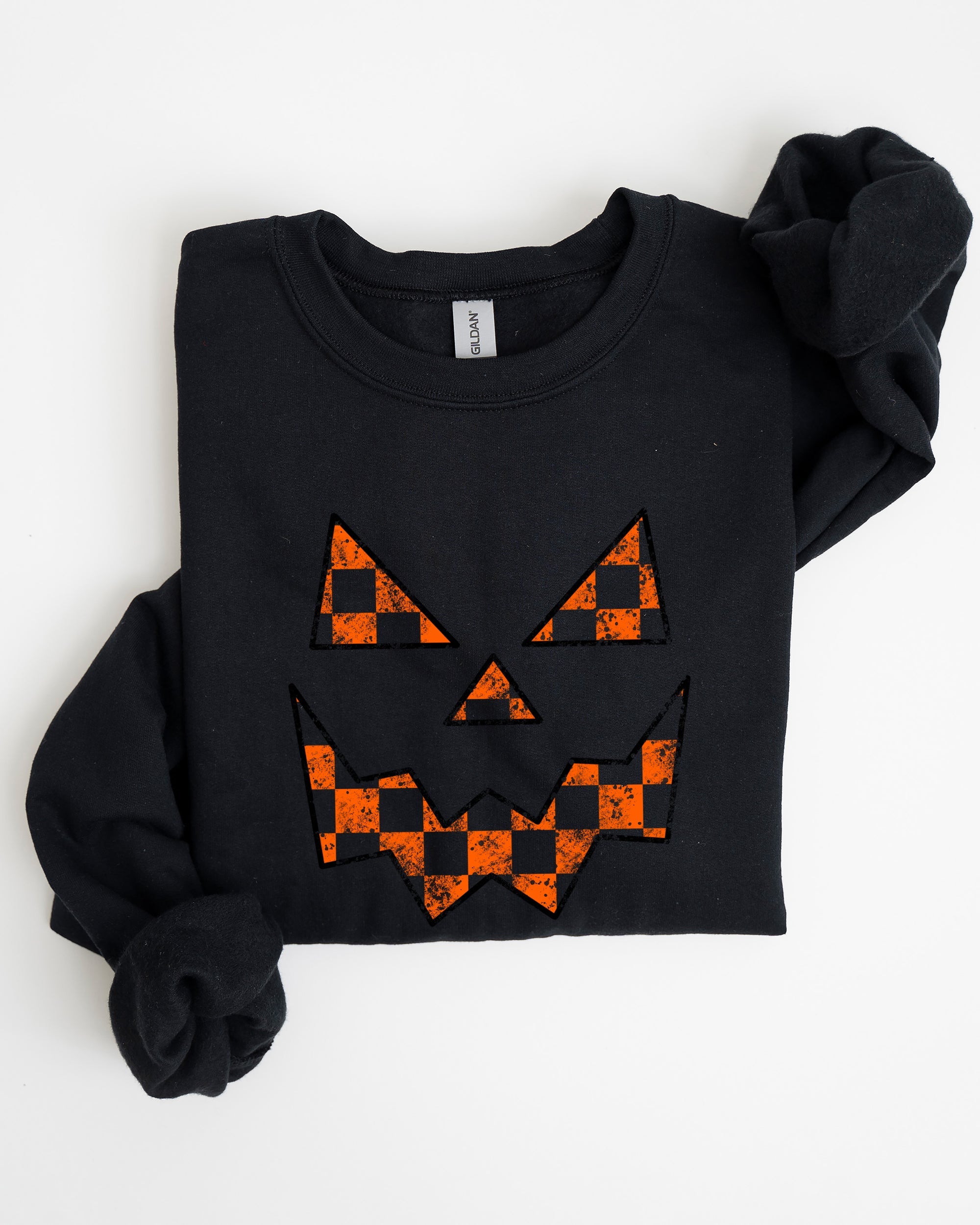 Spooky Jack-O-Lantern Retro Halloween Pumpkin Checkered Graphic Cozy Seasonal Sweatshirt