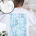 Tis The Season To Be Freezin, Cold Winter Snow Festive Cozy Warm Classic Graphic Sweatshirt
