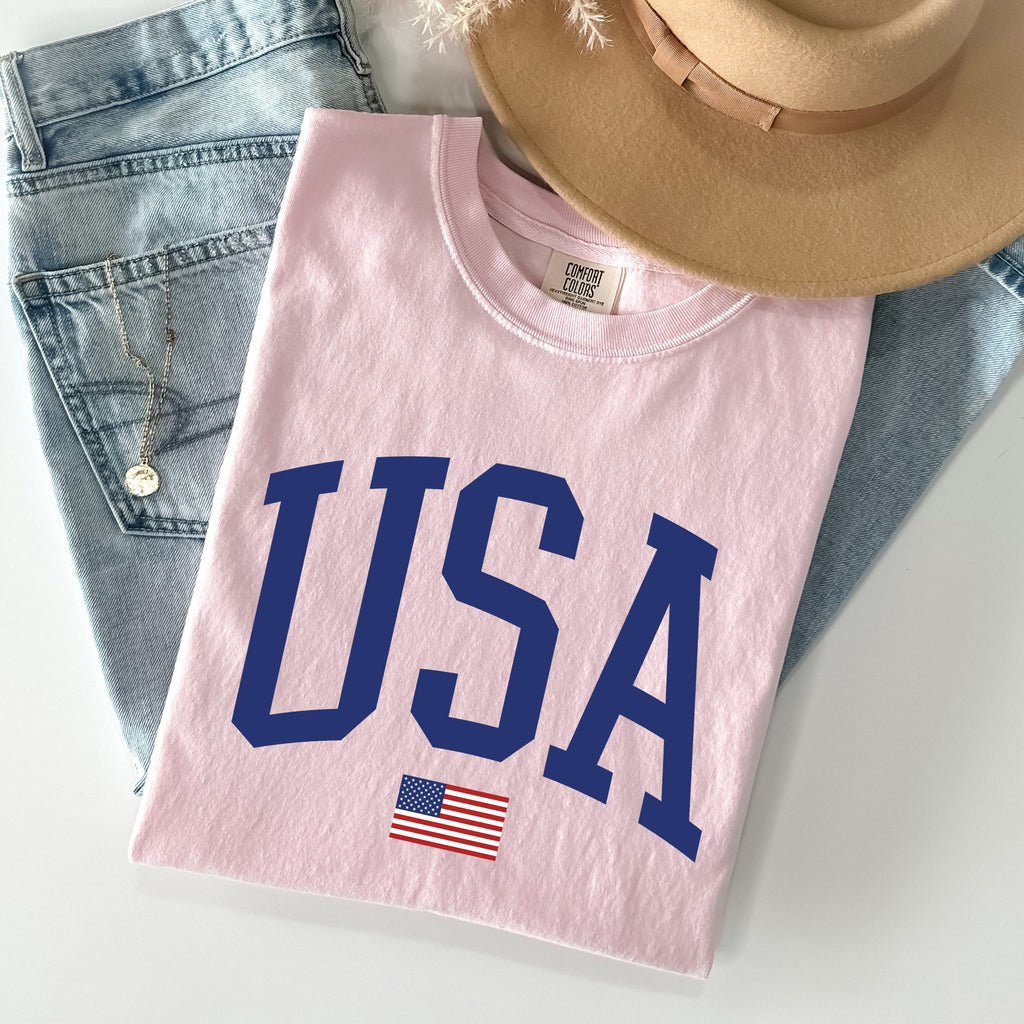 USA Flag Patriotic Emblem Celebrating Independence Day USA Pride Comfort Colors Tee