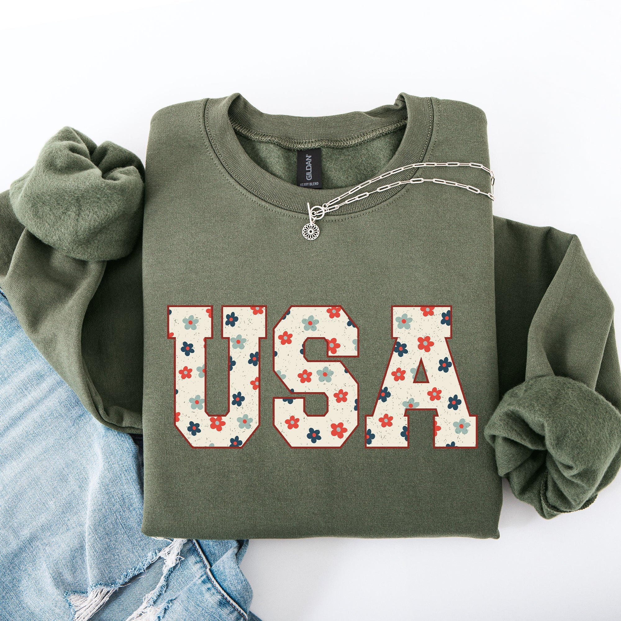 USA Flowers Minimalist Patriotic America 4th of July Independence Day Sweatshirt