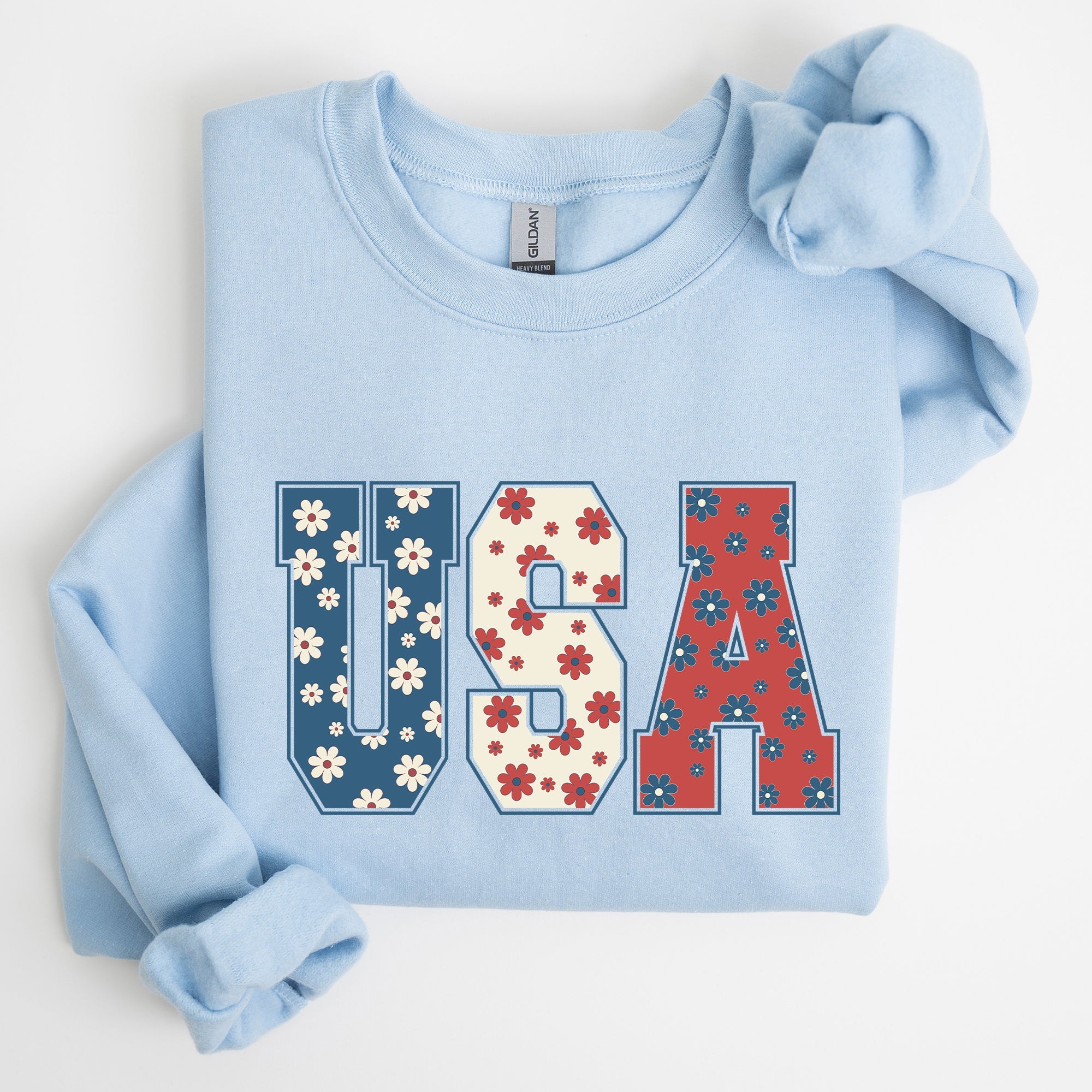 USA Floral Print Patriotic Flag and Stars Design Celebrating American Pride for Everyday Wear Sweatshirt