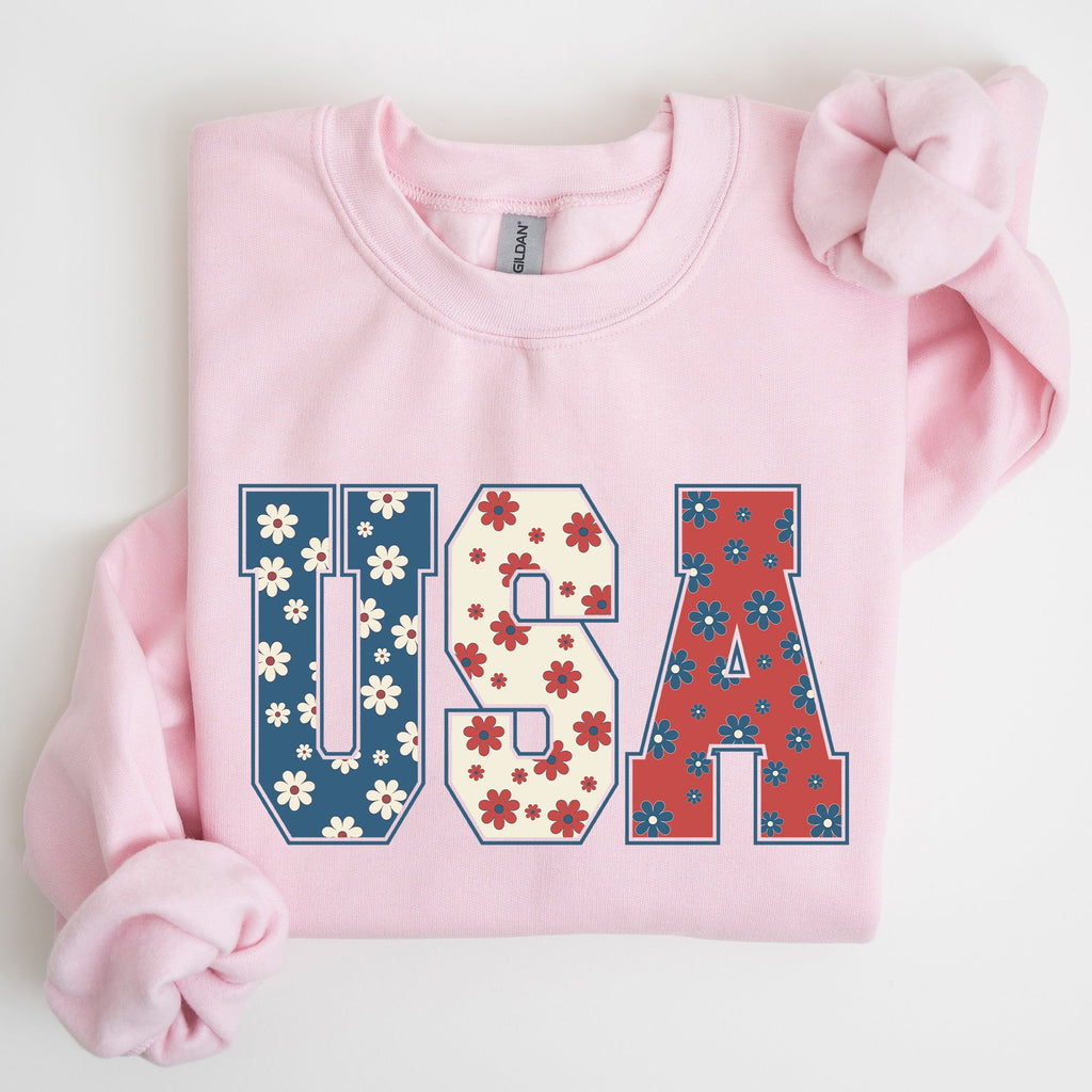 USA Floral Print Patriotic Flag and Stars Design Celebrating American Pride for Everyday Wear Sweatshirt