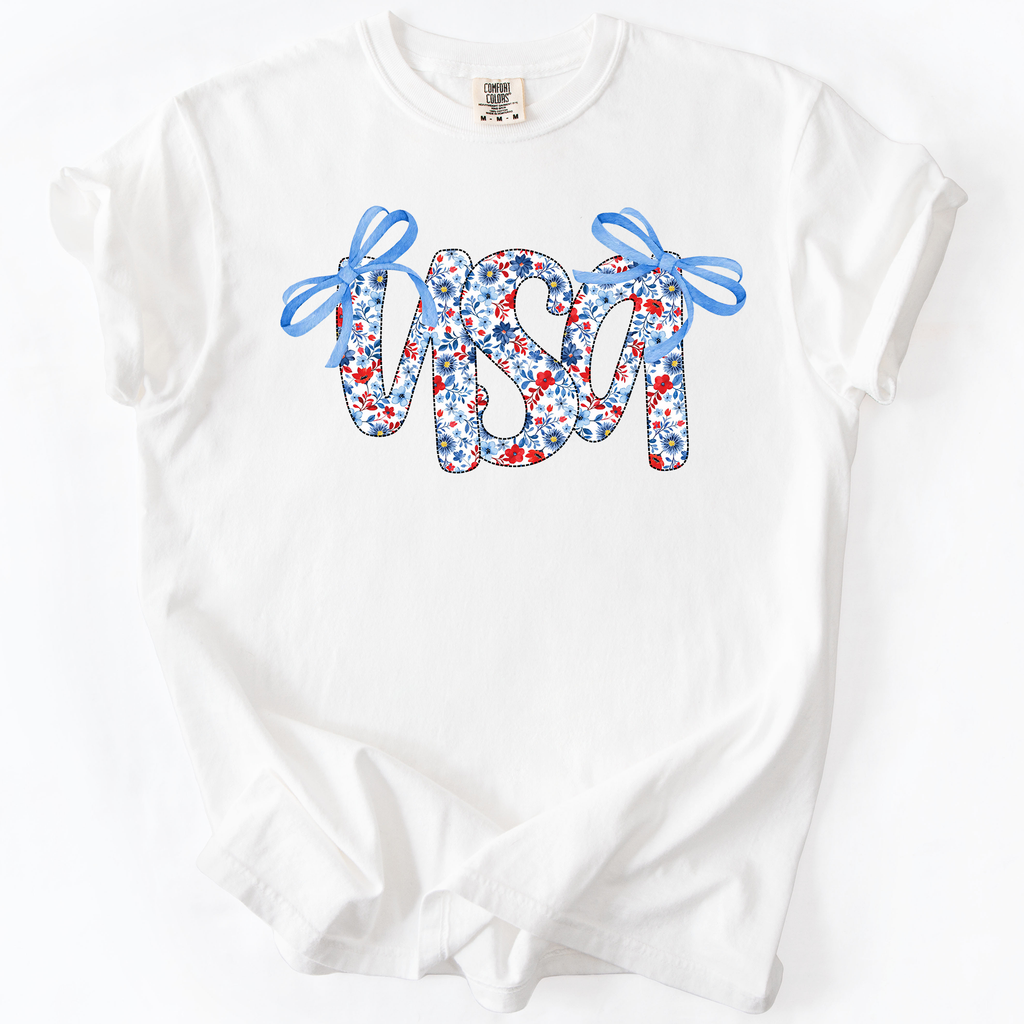 USA Patriotic Floral Patterns With Ribbons For Fourth Of July And American Pride Comfort Colors Tee
