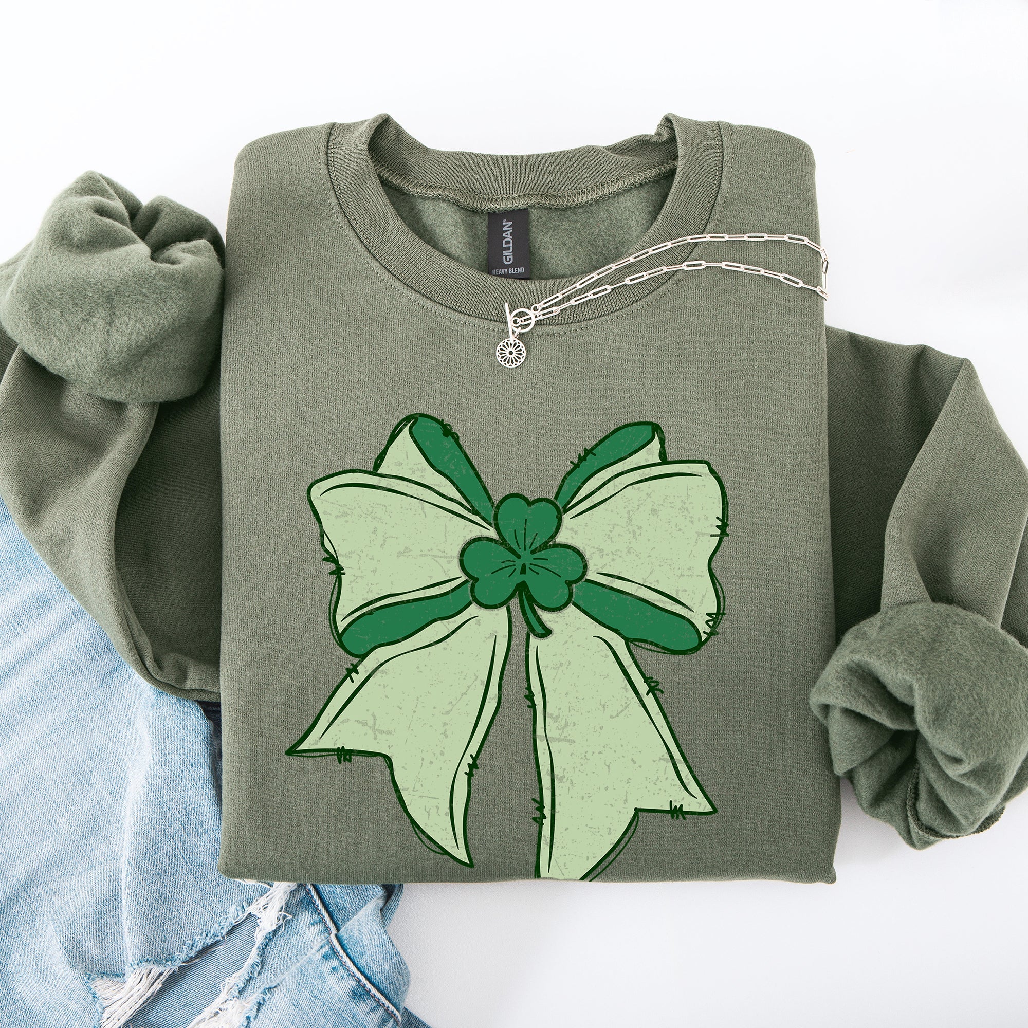 Vintage Bow Coquette St Patrick's Day Shamrock Clover Leprechaun Lucky Sweatshirt