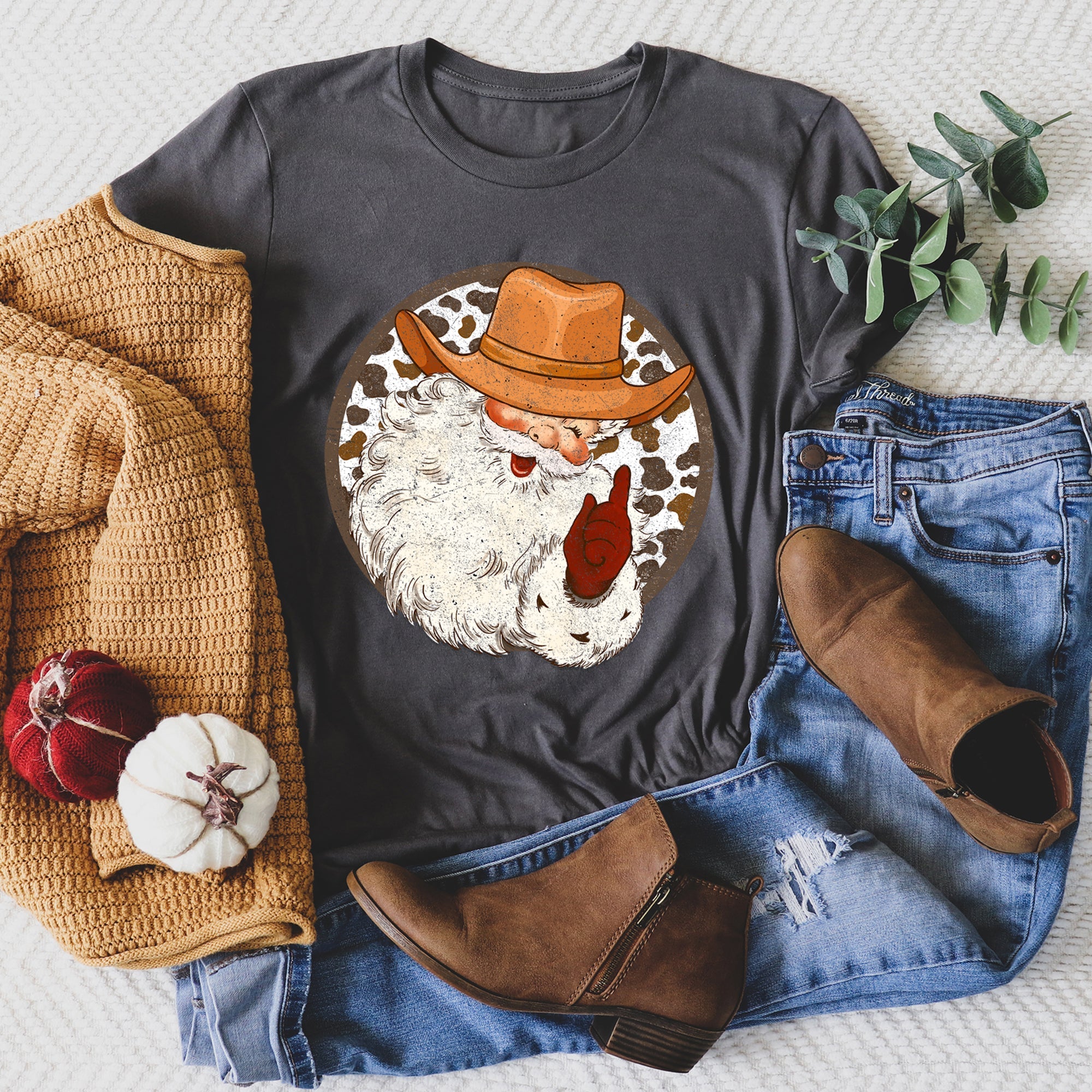 Western Cowboy Santa Hat Cow Print Christmas Retro Vintage Ultra Soft Graphic Tee