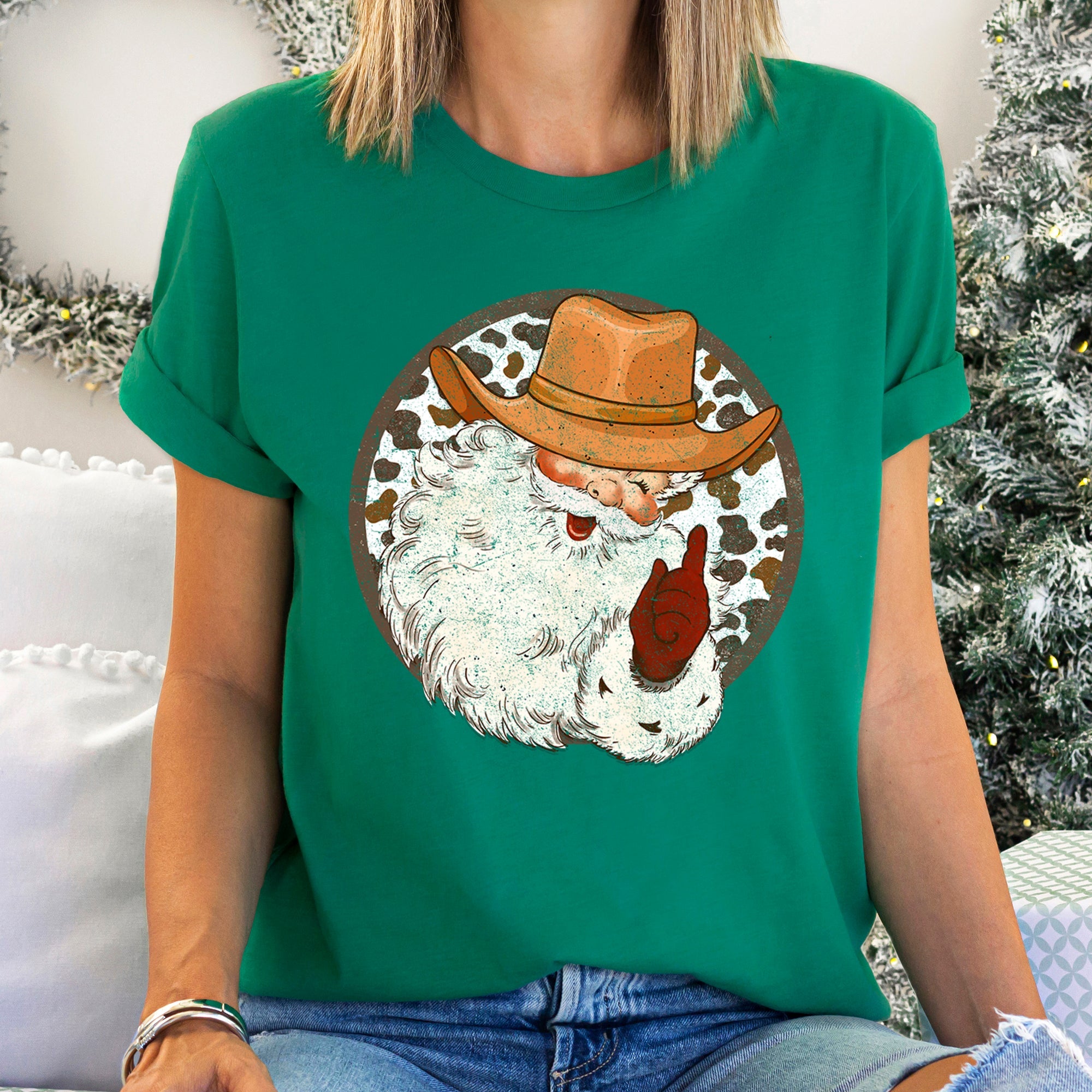 Western Cowboy Santa Hat Cow Print Christmas Retro Vintage Ultra Soft Graphic Tee