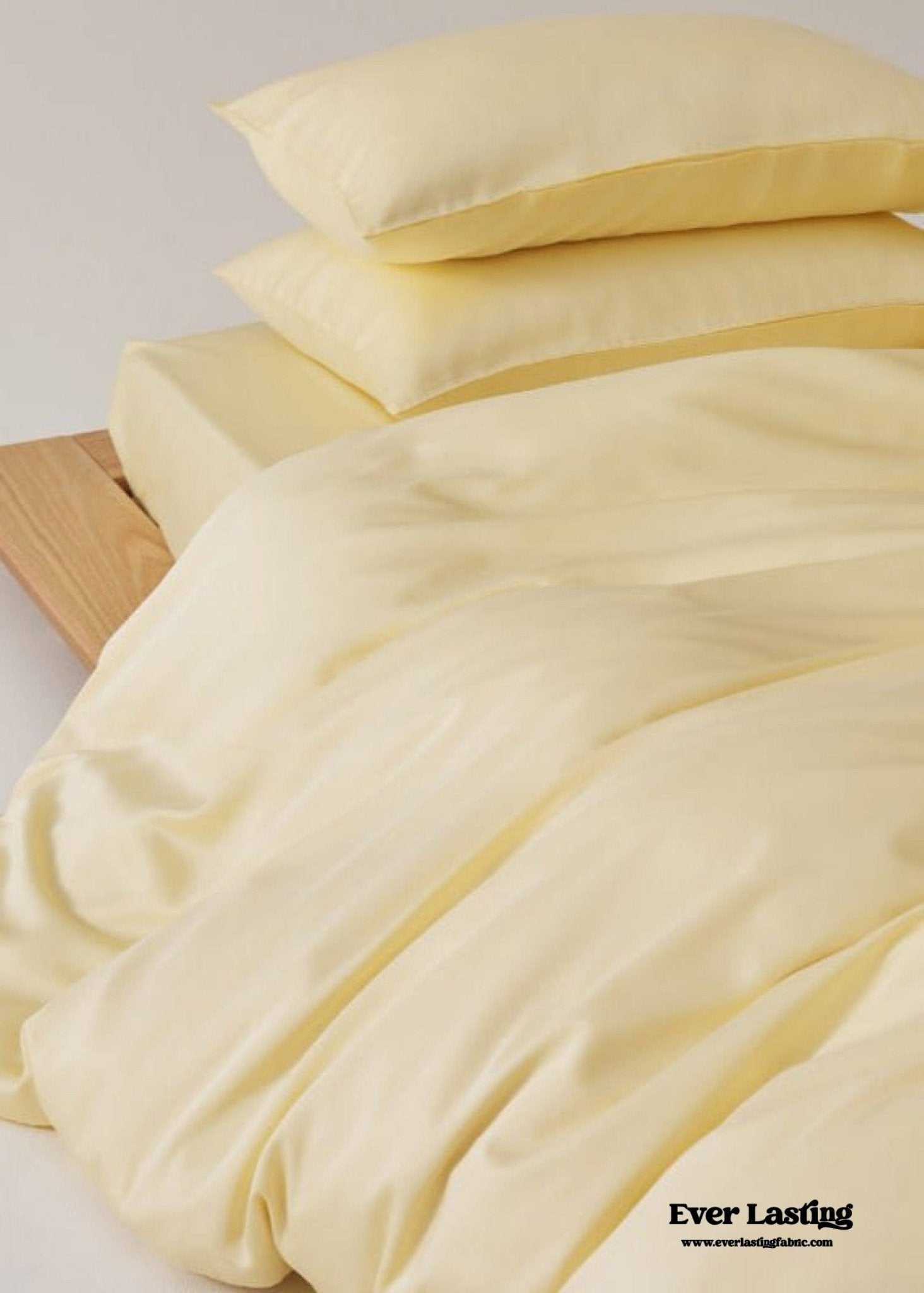 Adeline Pastel Silky Cooling TENCEL™ Bedding Set / Cream