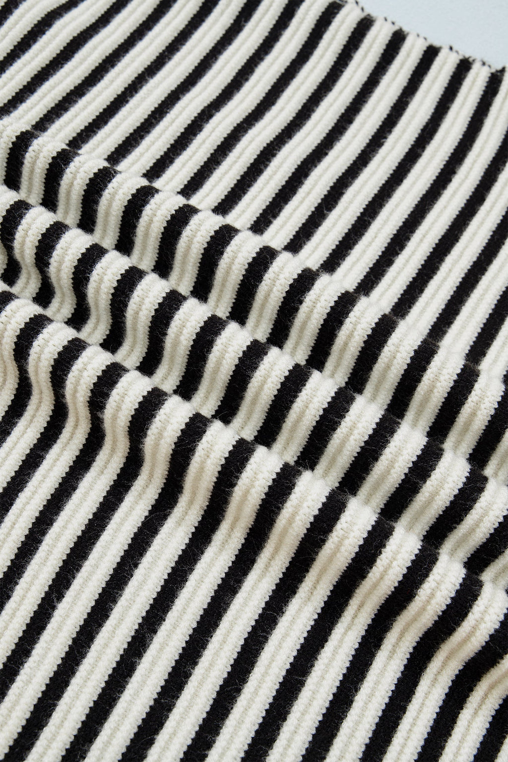 Stripe Ribbed Trim Reverse Seam Drop Shoulder Sweater