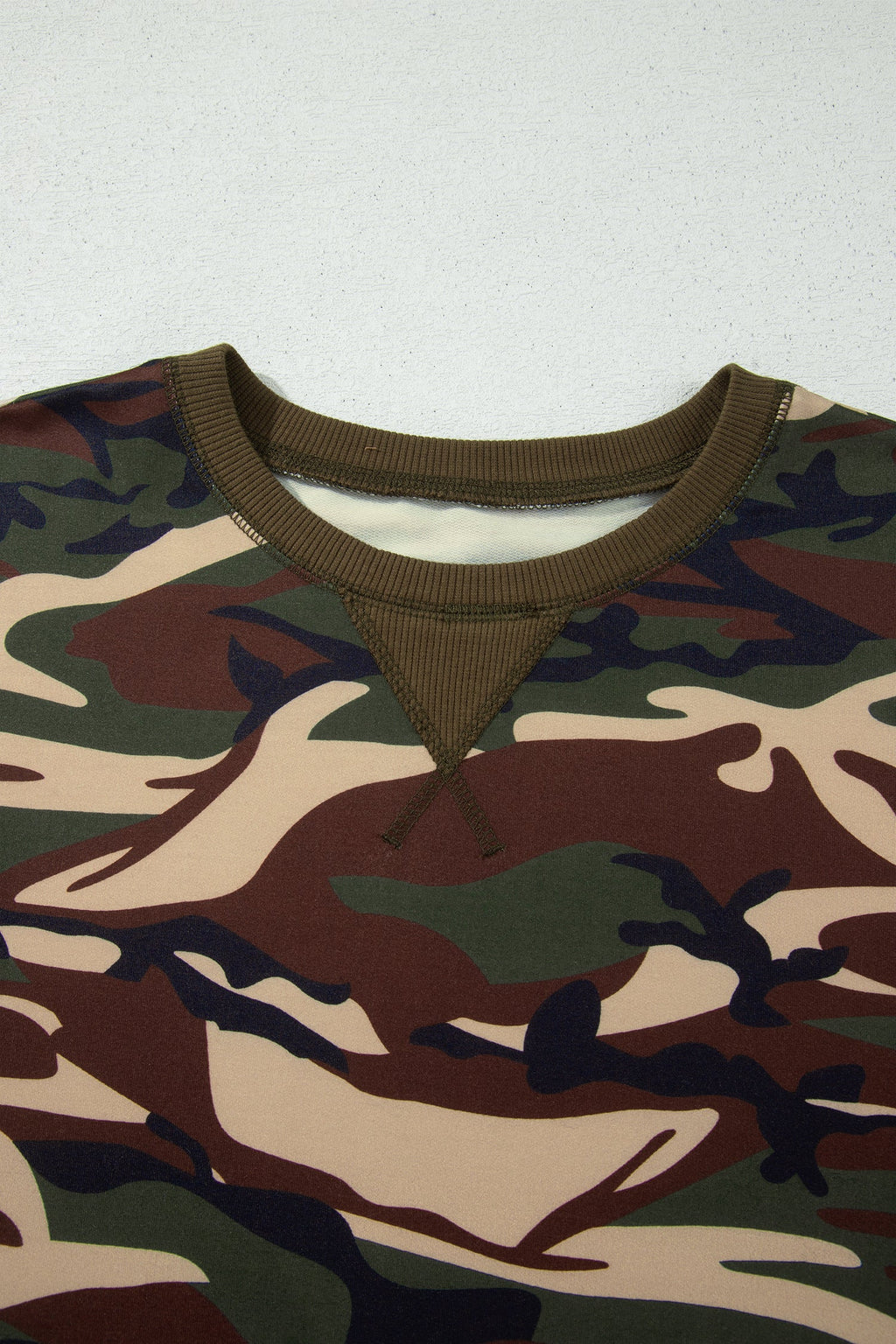 Camo Baggy Round Neck Long Sleeve Pullover Sweatshirt