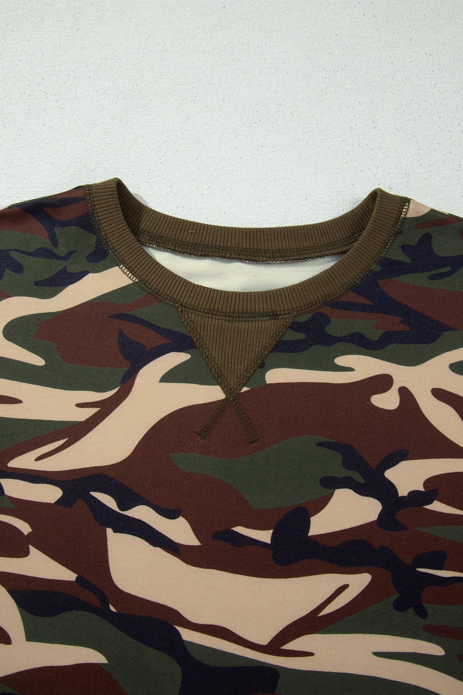 Camo Baggy Round Neck Long Sleeve Pullover Sweatshirt