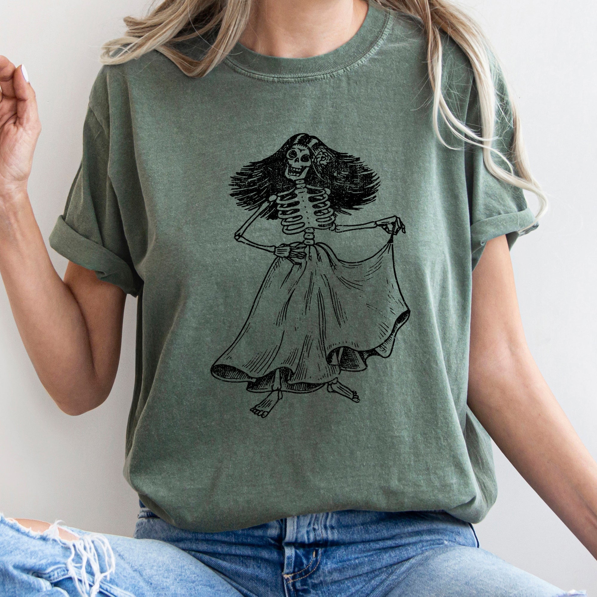 Day Of The Dead Retro Halloween Comfort Colors Tee