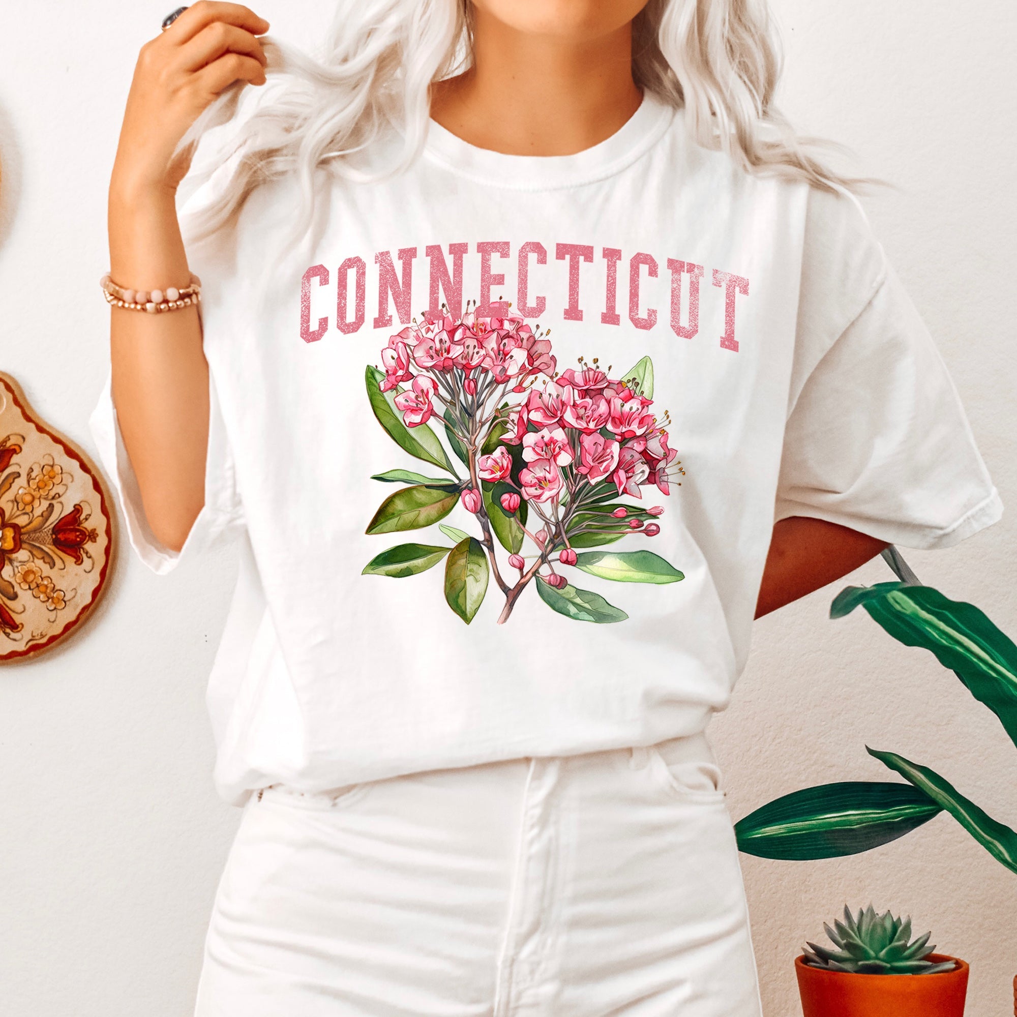 Connecticut State Flower Comfort Colors Tee