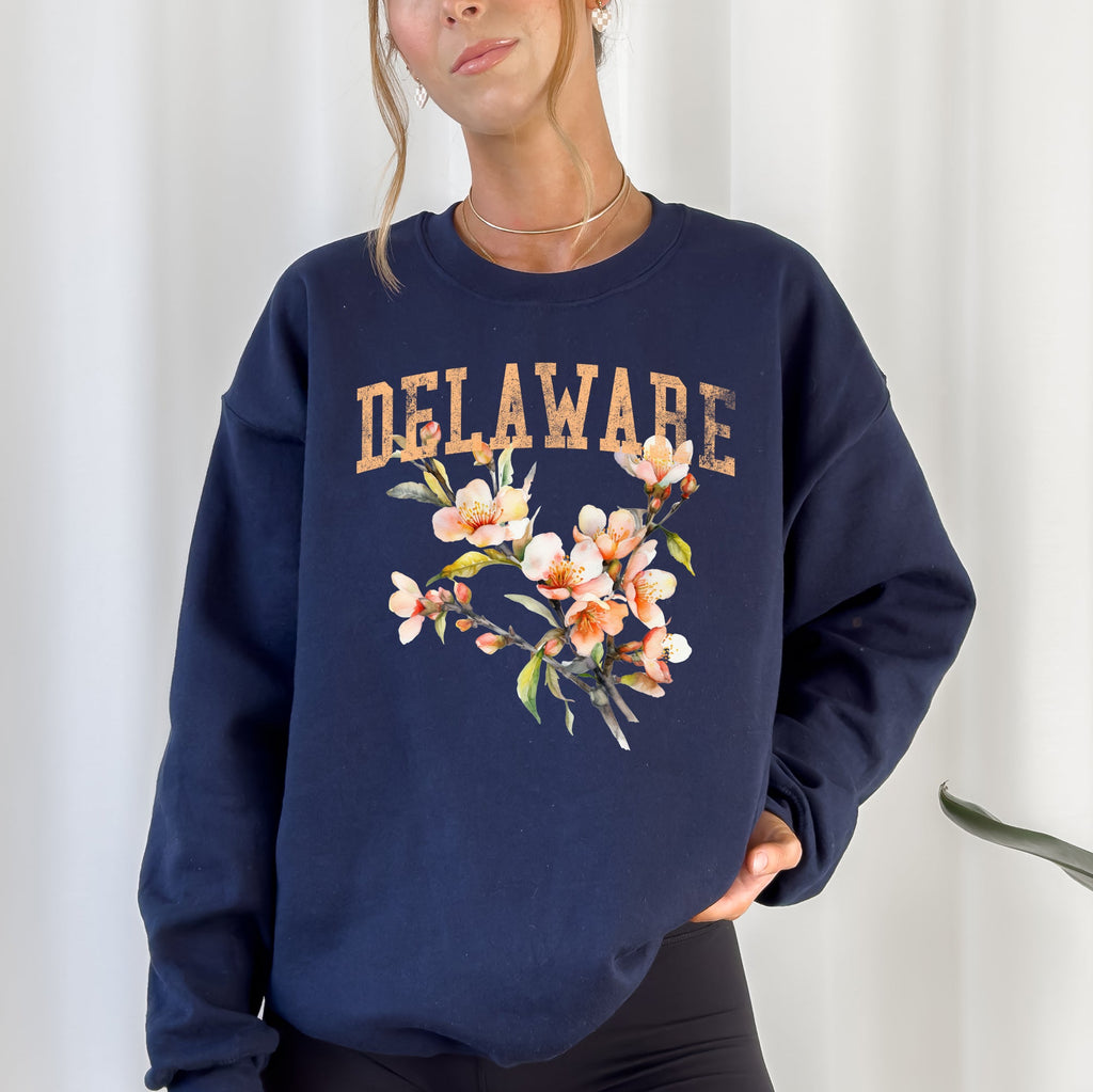 Delaware State Flower Elegant Folklore Emblem Graphic Cozy Soft Fleece Sweatshirt