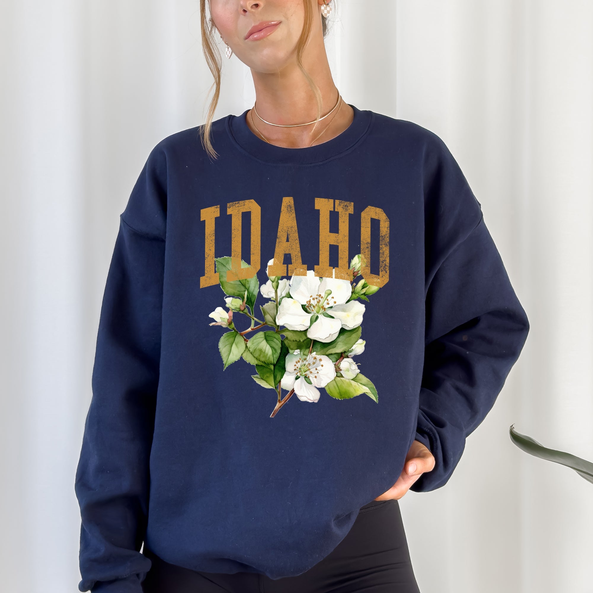 Idaho State Flower Botanical Emblem Artwork Celebrating Northwest Beauty And Home State Pride Sweatshirt