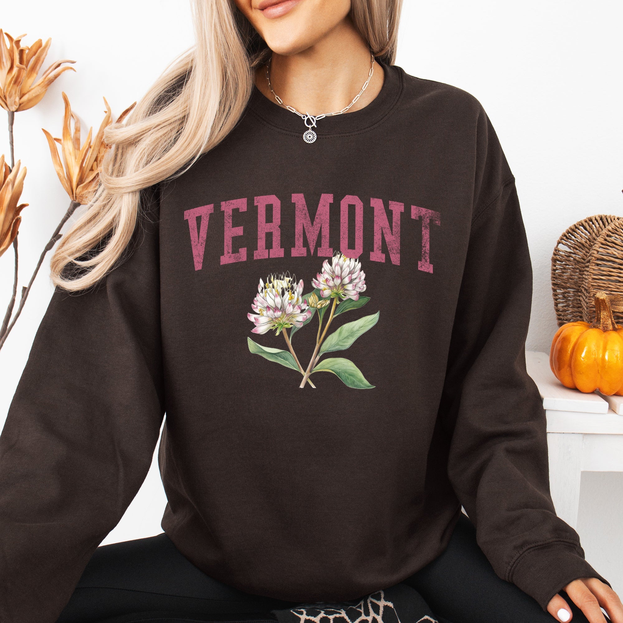 Vermont State Flower Botanical Illustration Emblem Featuring Classic State Flora Motif for Nature Lovers Sweatshirt