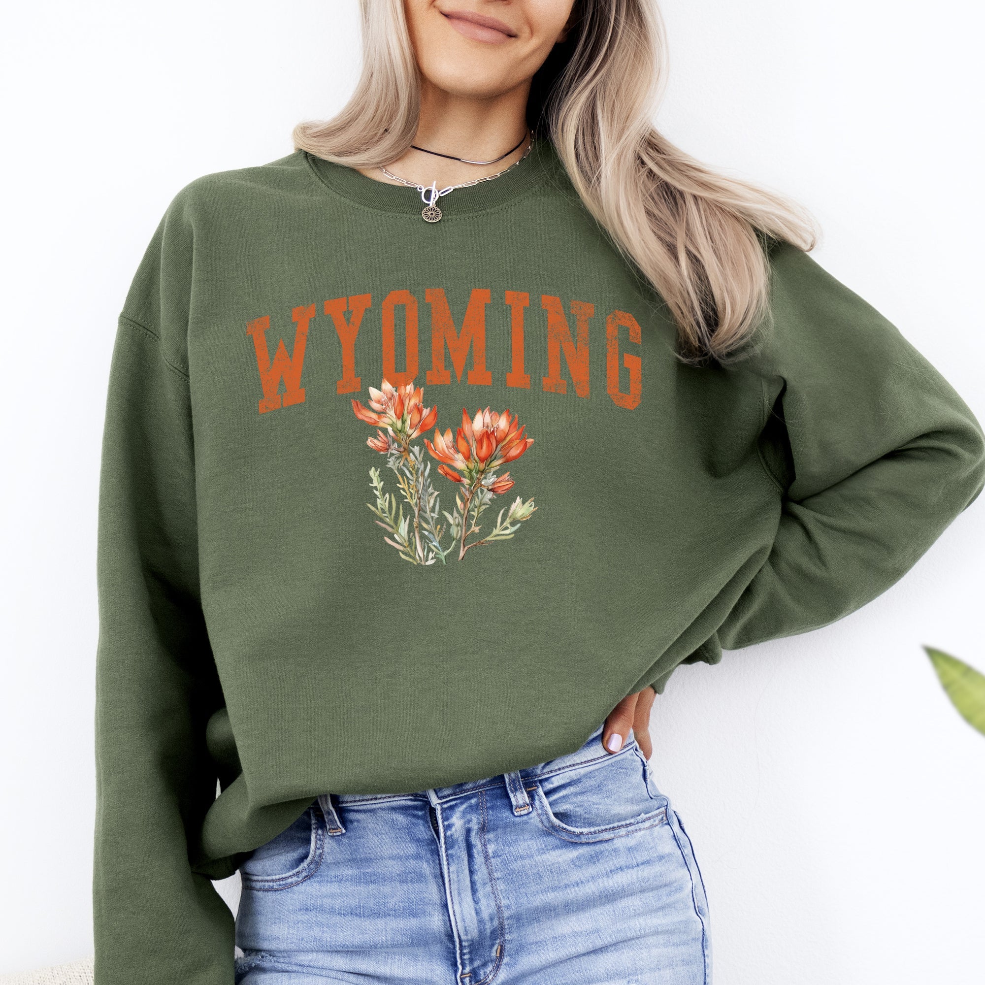 Wyoming State Flower Heritage Edition Botanical Classic Illustration Graphic Sweatshirt