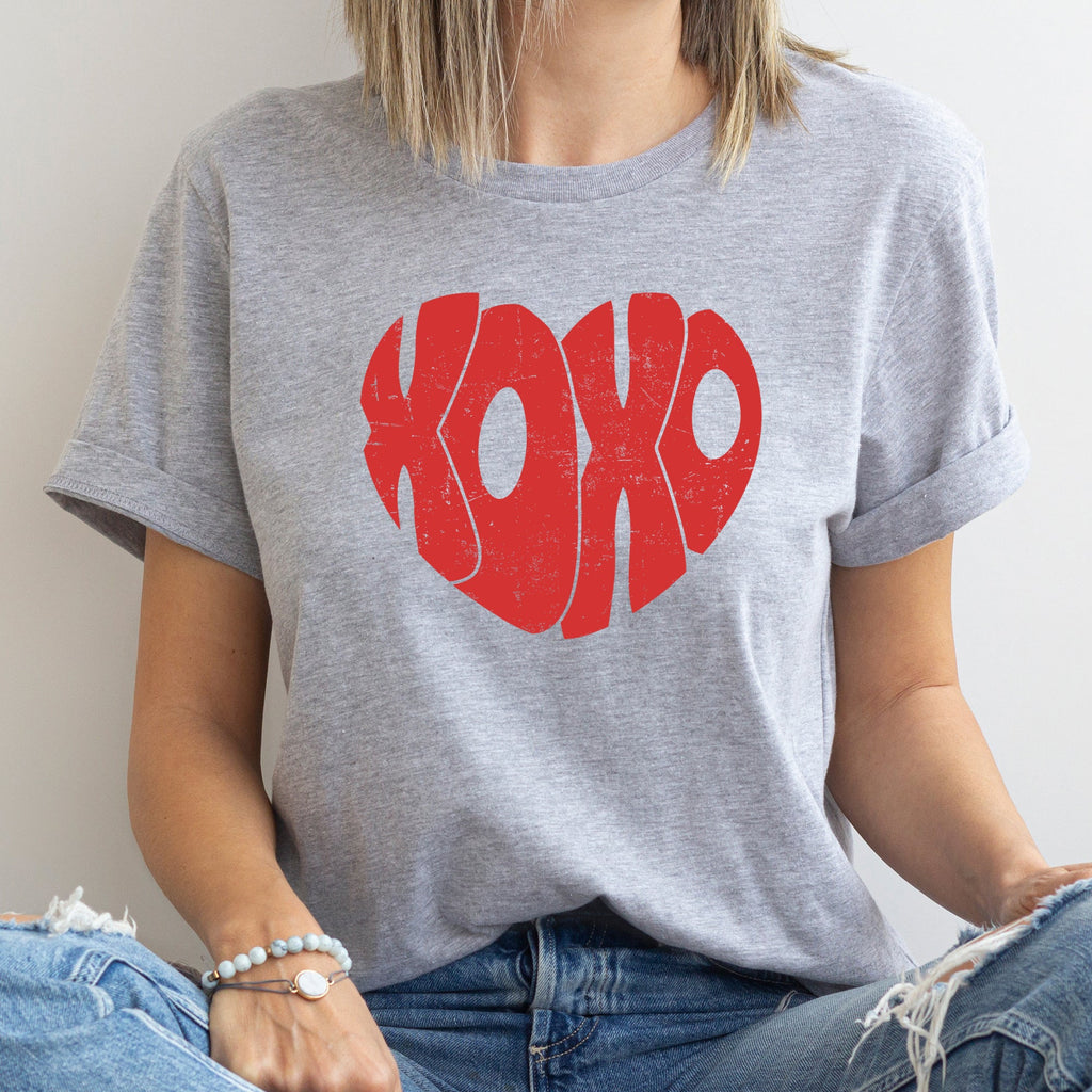 Limited Retro XOXO Heart Vintage Valentine's Day Edition Ultra Soft Classic Graphic Tee